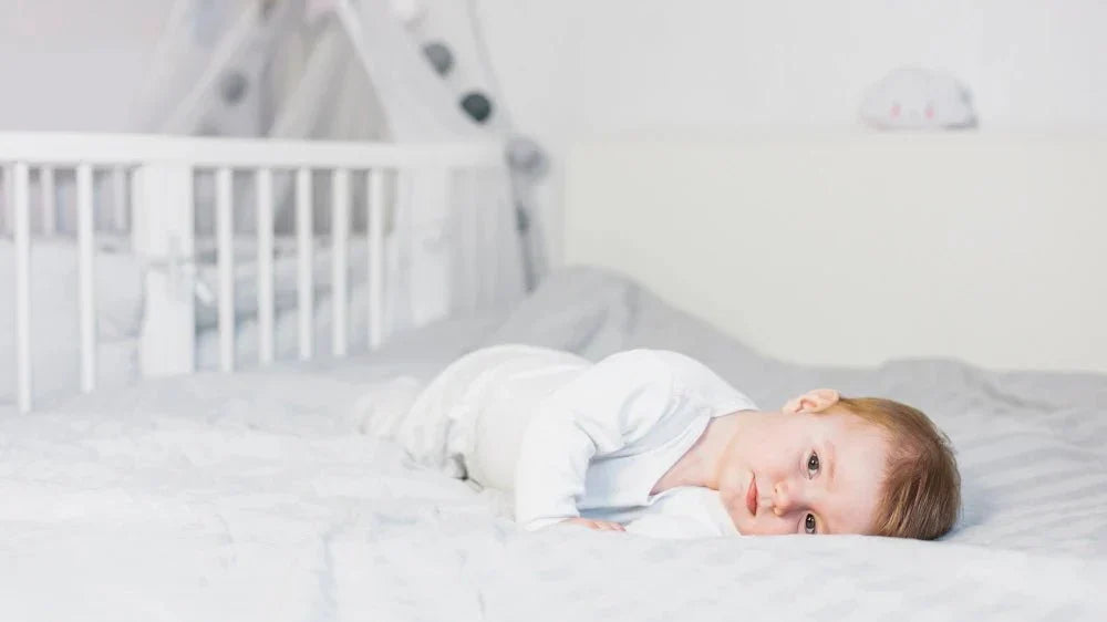 Wie gewöhne ich mein Baby an sein eigenes Bett? - babyhafen.de