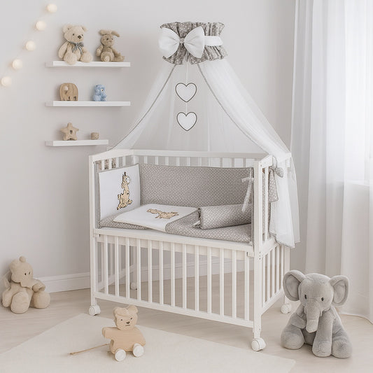 Komplett Babybett mit Giraffen-Motiv und Himmel in Grau-Weiß von Babyhafen