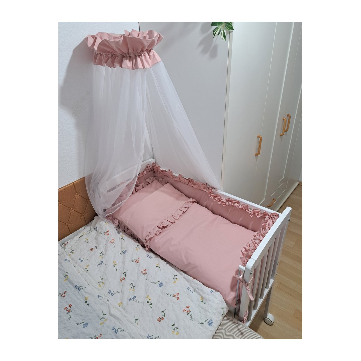 Babyhafen Beistellbett Set 90×40 cm Altrosa – mit Matratze & Zubehör - babyhafen.de