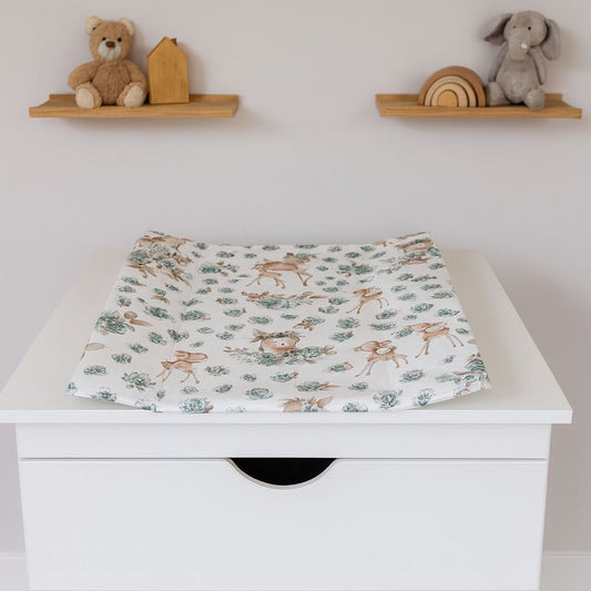 Bequeme Wickelauflage mit Reh- und Blumen-Design weich– Babyauflage gepolstert