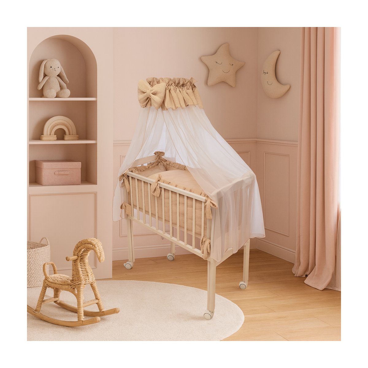 Beistellbett Babybett beige mit Kissen, Nestchen und Baldachin