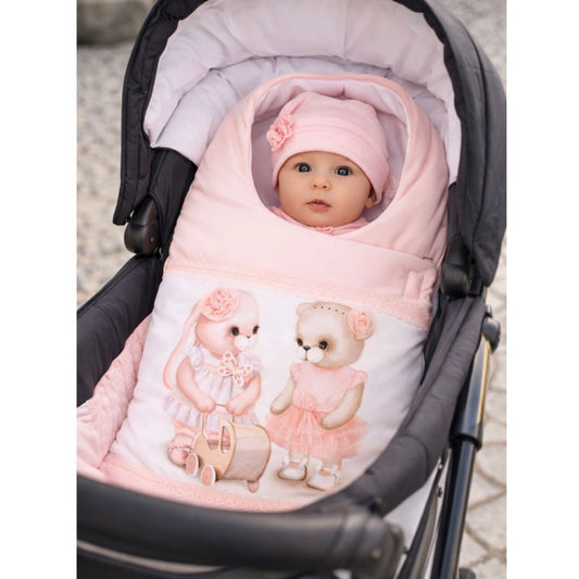 Baby Einschlagdecke Rosa mit Bärchen Motiv im Kinderwagen