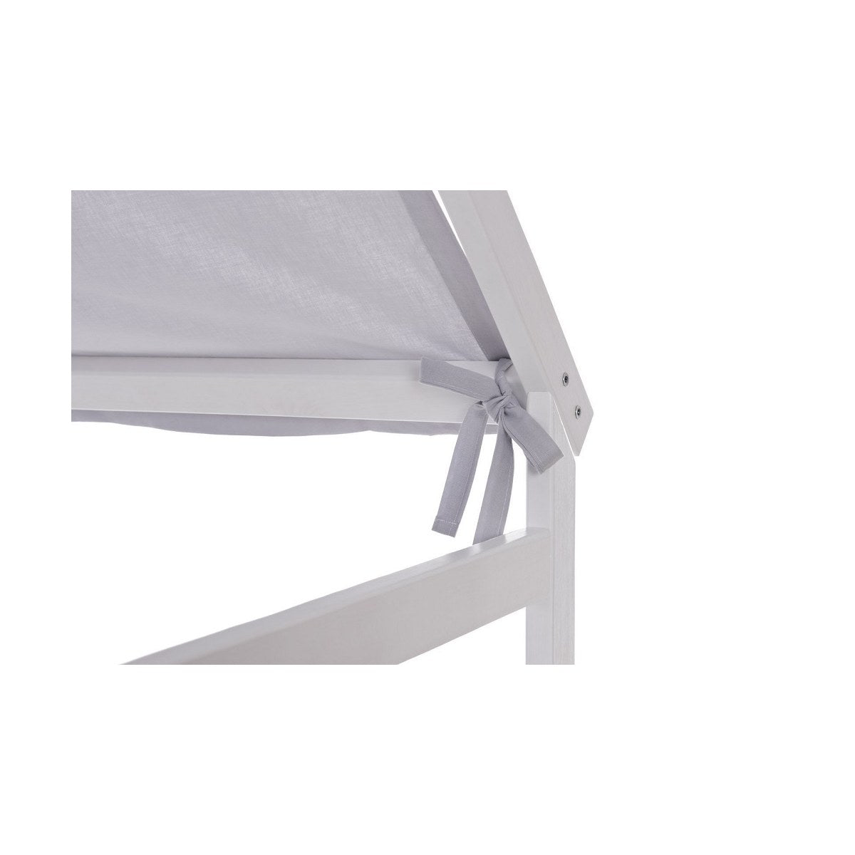 Hausbett 70x140 mit grauem Stoffdach im Kinderzimmer