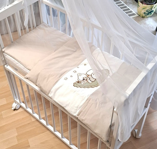 3-in-1 Baby Beistellbett mit Matratze & Bettwäsche in Beige - babyhafen.de 