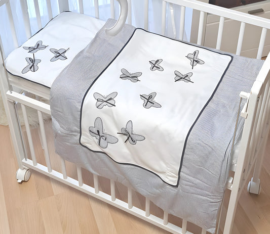 4-tlg. Kinderbettwäsche 90×70 Schmetterlinge Grau - babyhafen.de 