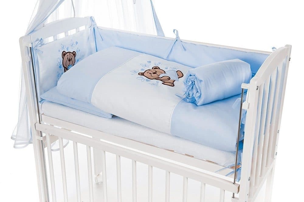 7-teilig Bettwäsche-Stickerei für Beistellbett blau Bear - babyhafen.de 