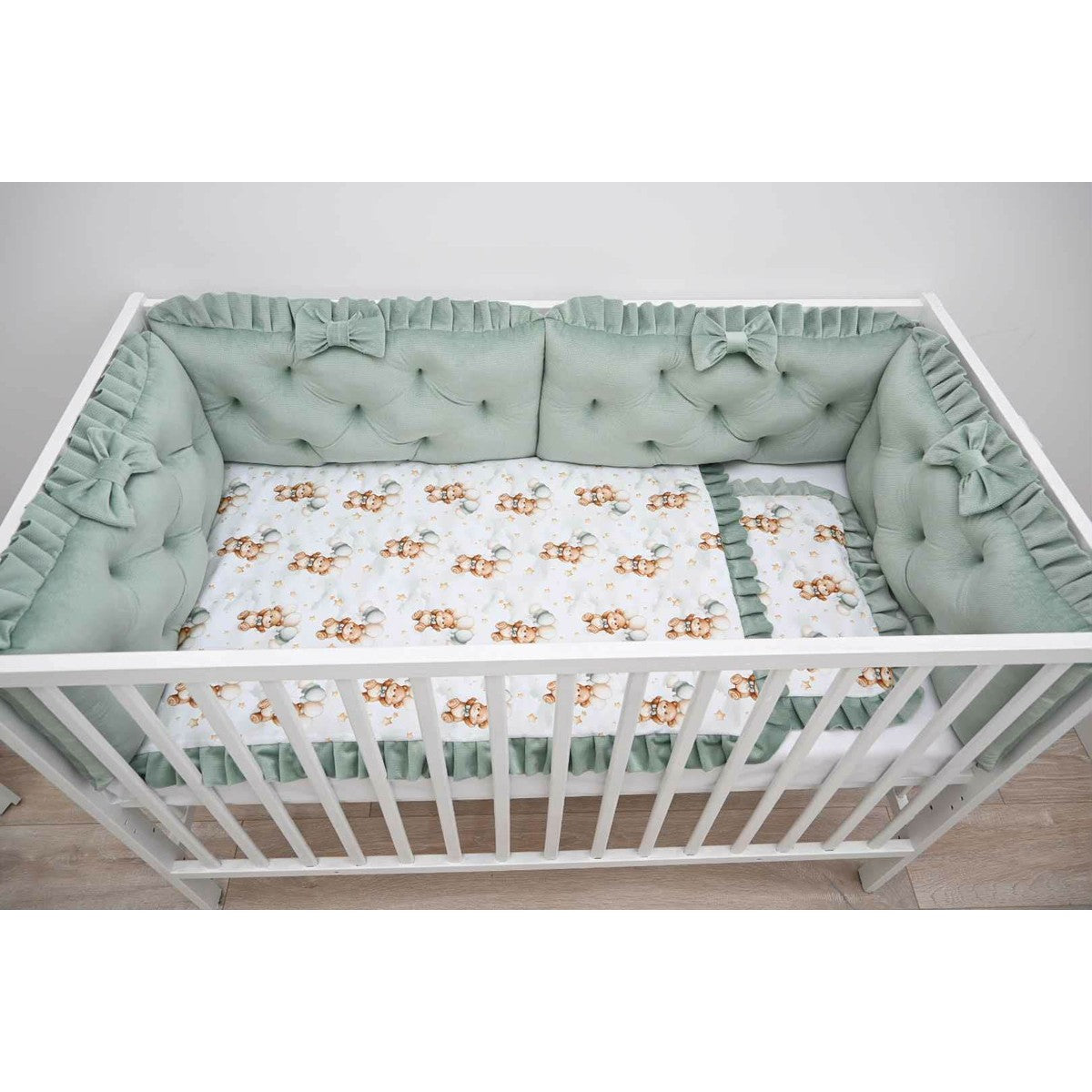 Stilvolles Babybett Set Grün für Neugeborene und Babys