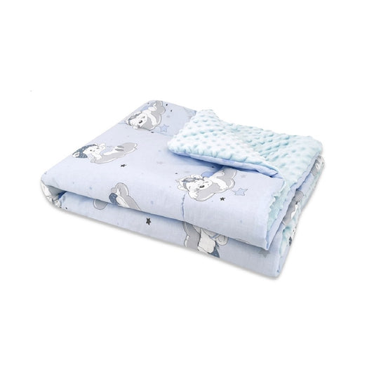 Babydecke mit Minky, blau – weiche Steppdecke/Kuscheldecke aus Baumwolle mit flauschiger Minky-Seite und Bären-/Sternenmotiv