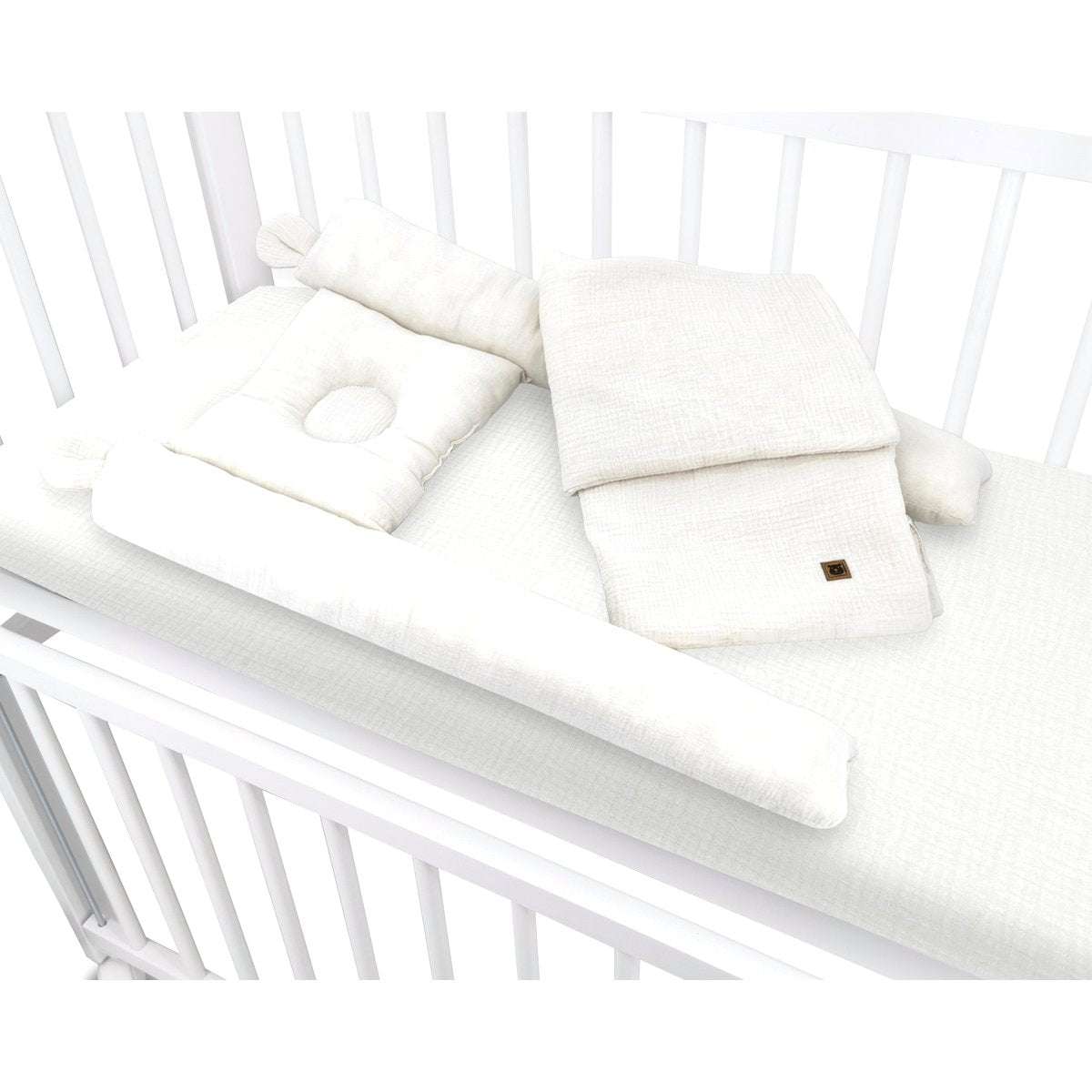 Orthopaedisches Kissen Set – Babynest, Decke & Musselin-Bettlaken - babyhafen.de 