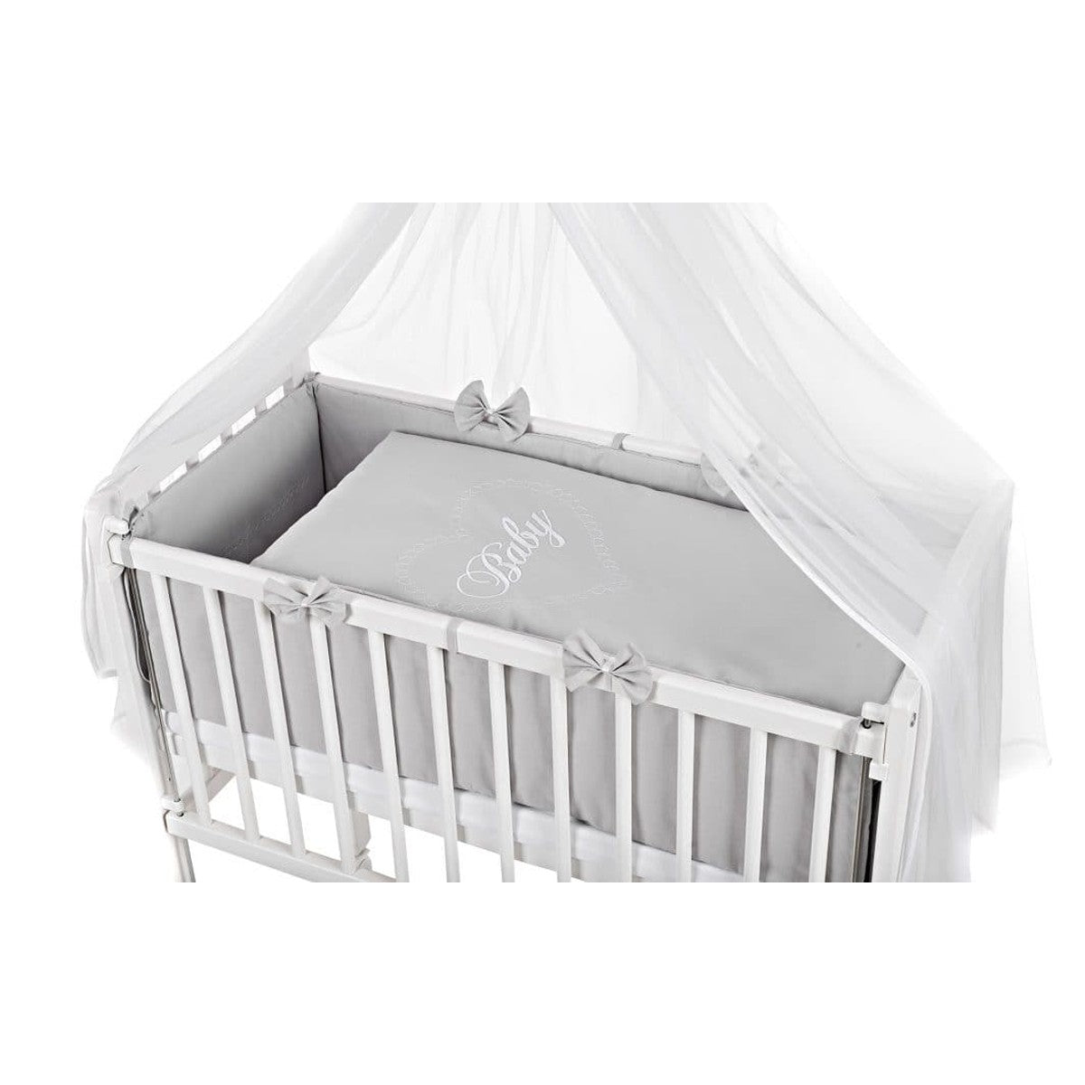 Babyhafen Beistellbett 90x40 Weiß – Komplettset mit Matratze, Rollen & HERZEN-Bettwäsche, boxspring-geeignet - babyhafen.de 