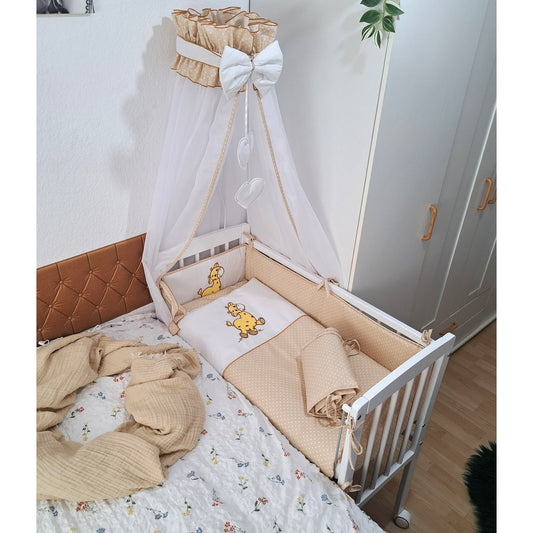 Beistellbett Baby 90x40 cm mit Matratze und komplettem 8-teiligem Bettwäscheset in Beige mit Giraffenmotiv und Himmel