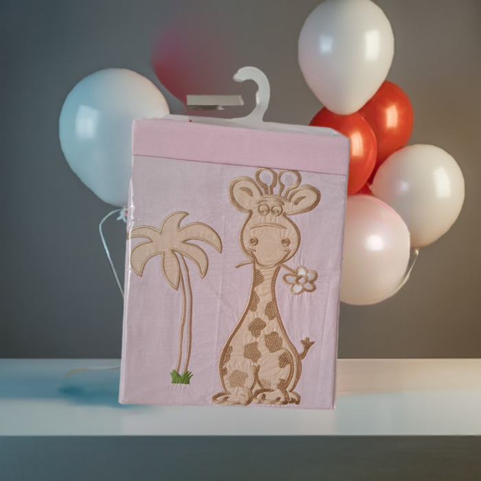 Besticktes Baby Bettwäsche-Set 120×90 Giraffe - babyhafen.de 