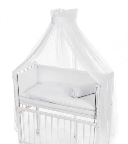 Baby Bettwäsche für Beistellbett 40x90 – Weiß mit Baldachin & Spitze - babyhafen.de 