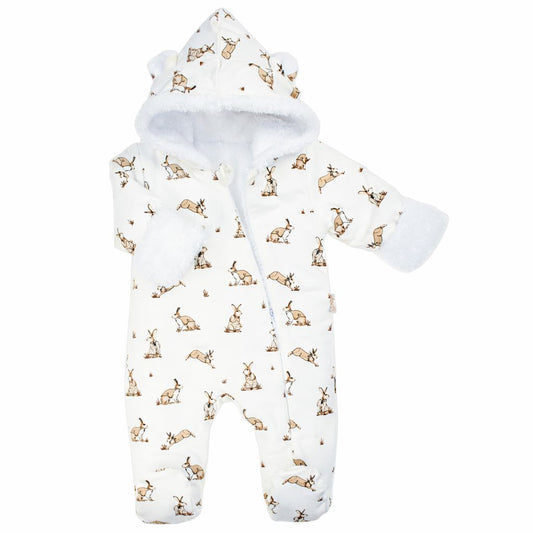 Warmer Baby Overall aus Baumwolle mit Teddyfutter – ideal für kühle Tage.