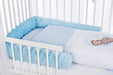 Hausbett 120x60 Rausfallschutz Umbaubar Ausstattung Teddy blau - babyhafen.de 