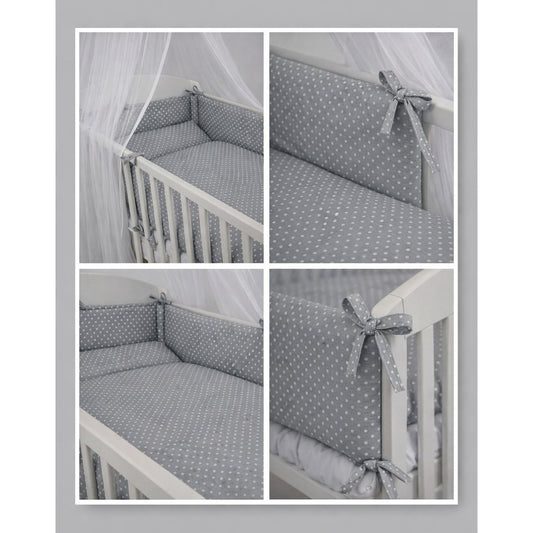 Komfortables und pflegeleichtes Babybettwäsche-Set mit Nestchen und Baldachin