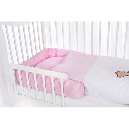 Weißes Hausbett Kinderbett mit Nestchen, Himmel und rosa Dekoration