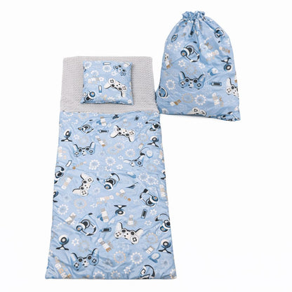 Blauer Kinderschlafsack mit Gamer Motiv und Kissen, weich und gemütlich