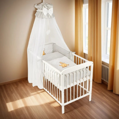 Babybett 60x120 Weiß mit Bettwäsche Set Giraffe Grau im Kinderzimmer