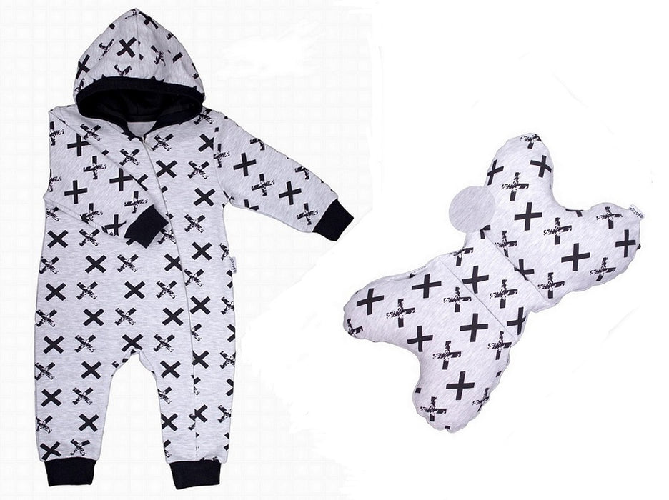 Baby Kapuzen-Sweatoverall mit Kissen - babyhafen.de 