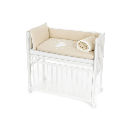 Beistellbett 90x40 cm Beige mit Herzmotiv – Babybett aus Massivholz