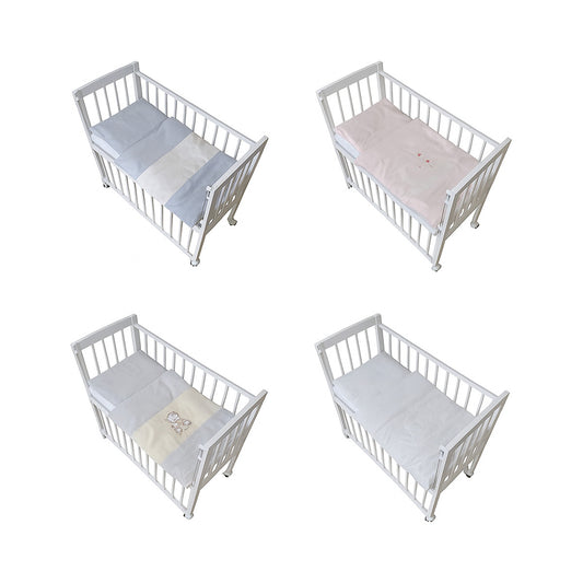 Beistellbett 40x90 mit verschiedenen Bettwäsche Varianten in Blau, Rosa und Beige