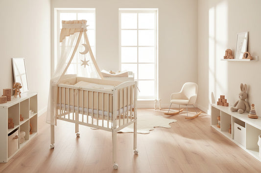 Babyzimme mit schoene Bybybett in Beige - Babyhafen