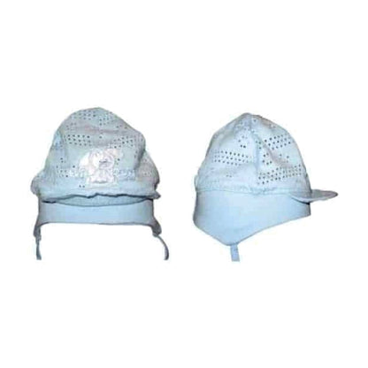 Sommerliche Erstlingsmütze für Babys in Hellblau mit Muster