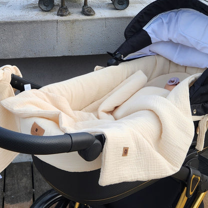 Beiges Musselin Kinderwagen Set – weich, atmungsaktiv und perfekt für dein Baby unterwegs