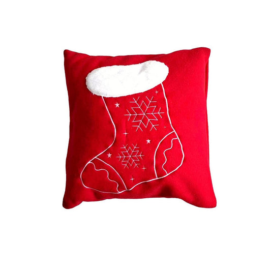 Weihnachtskissen 40x40 cm mit rotem Stiefel Motiv und Schneeflocken Stickerei