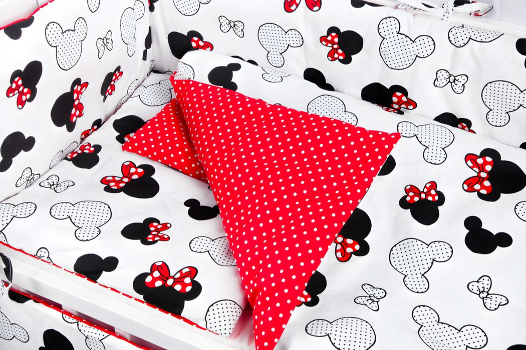 Baby Minnie Bows Cot incl. Changing Mat
